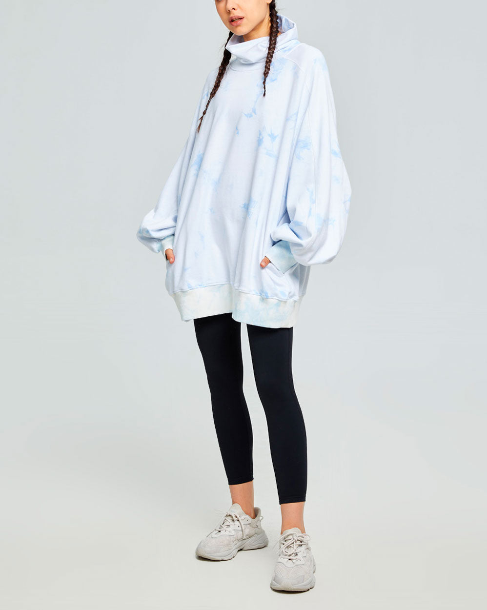 Tie-Dye Balloon Sleeve Turtleneck Sweatshirt - Lilac, XS image