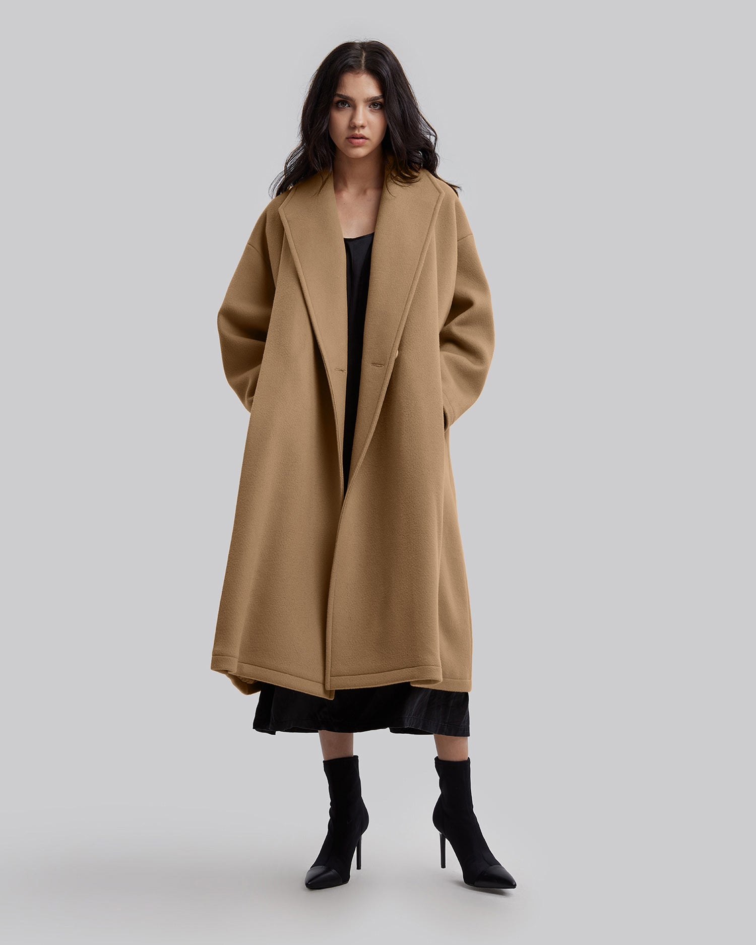 100% Woolen Overcoat with Box Pleats image 2