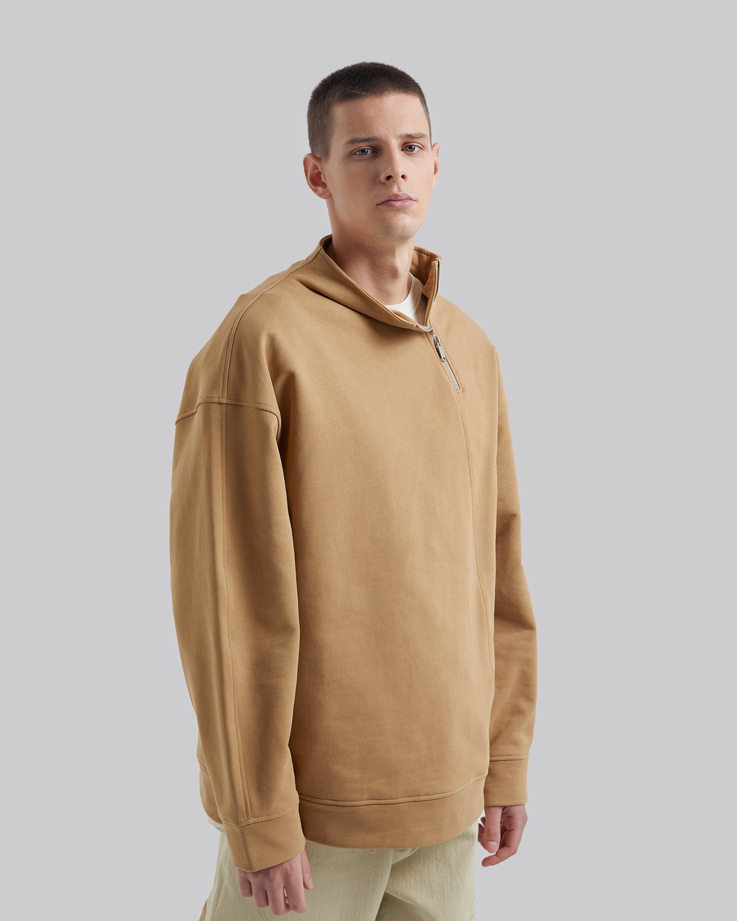 Diagonal Zipper Sweatshirt image 3