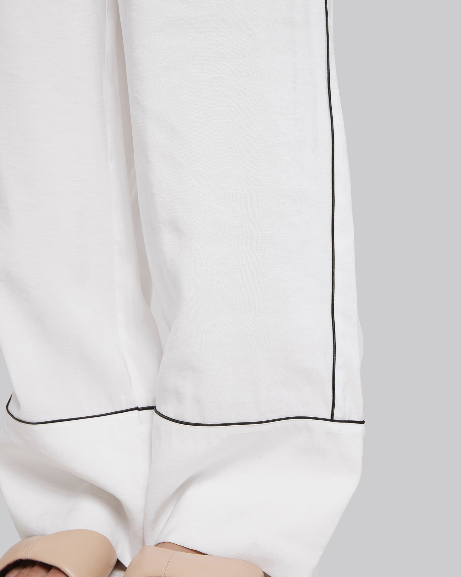 Classic Contrast Pajama Set image 6