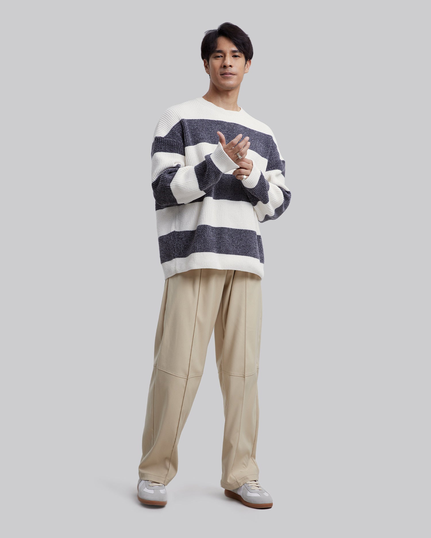 Thick Stripes Ribbed Knitwear - White &amp; Grey, M image