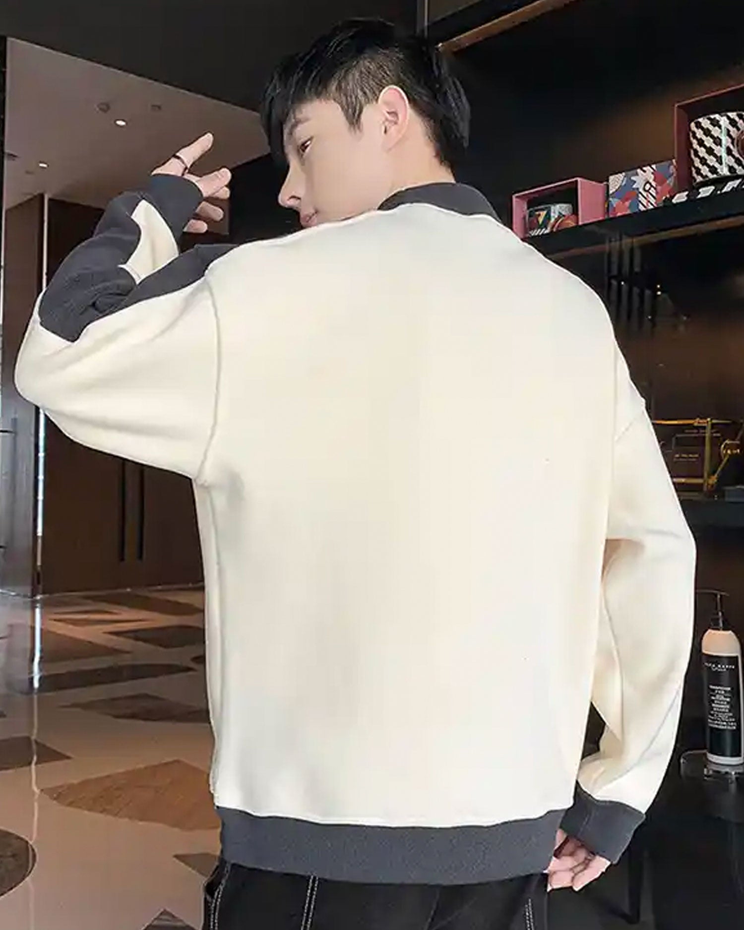Contrast Patch Pocket Pullover image 1