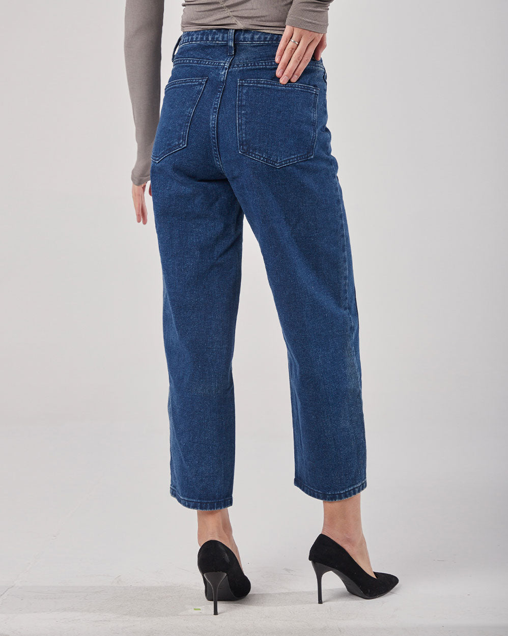 Women's Bootcut Jeans image 2