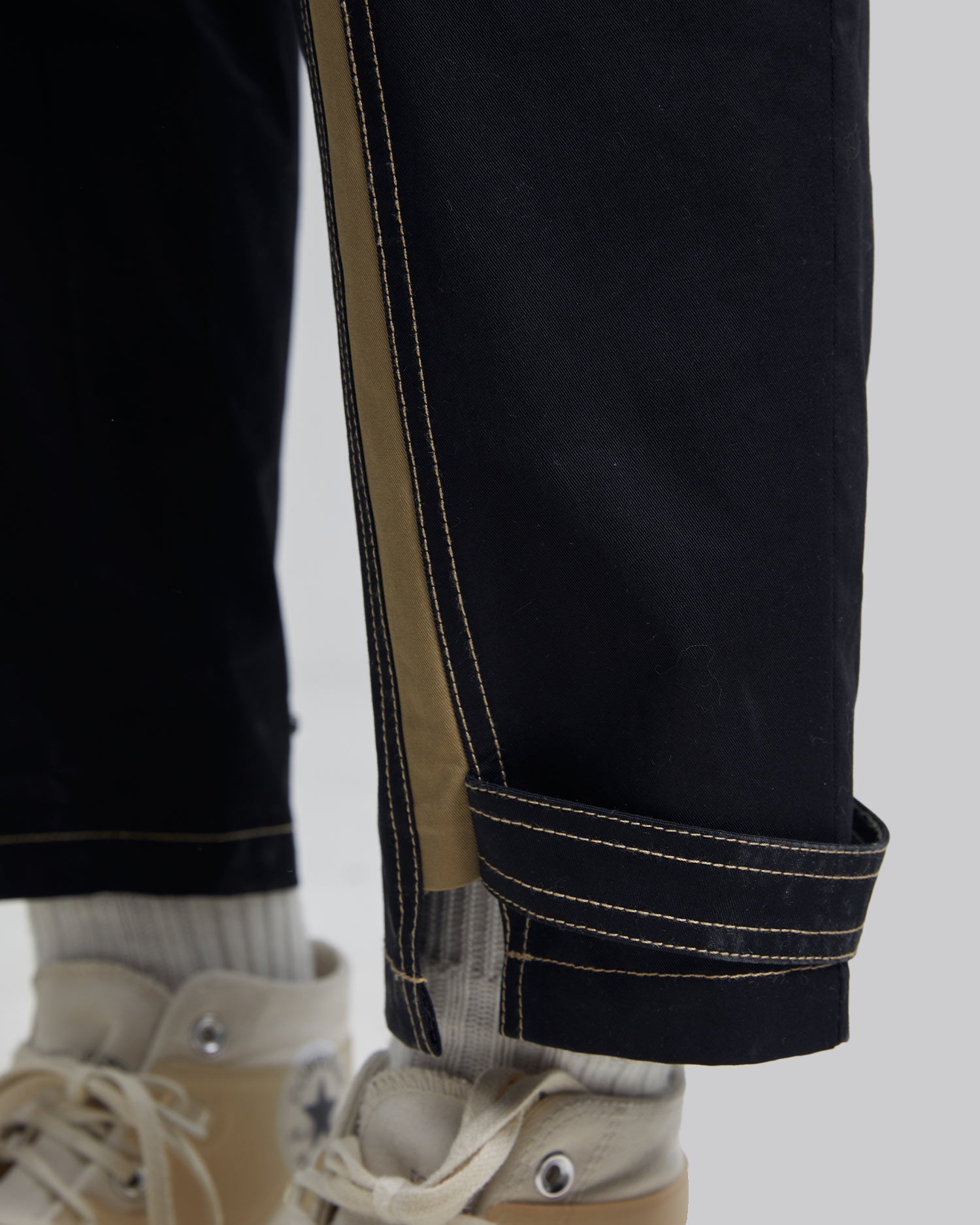 Contrast Stripe Tapered Pants image 5