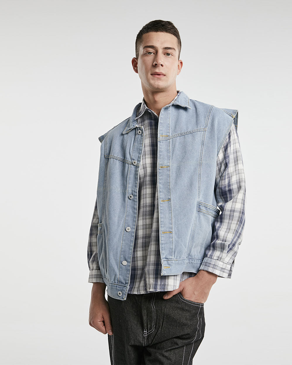 Stylish Cap Sleeve Denim Jacket image 1