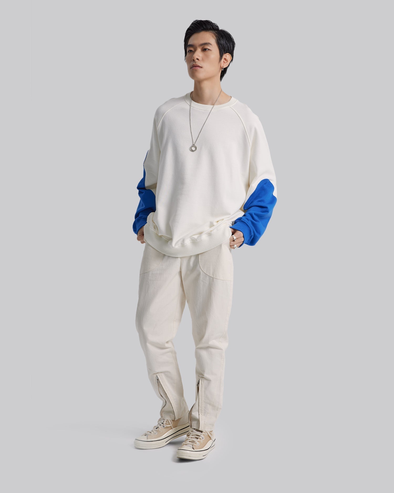 Paneled Raglan Sweatshirt image 4
