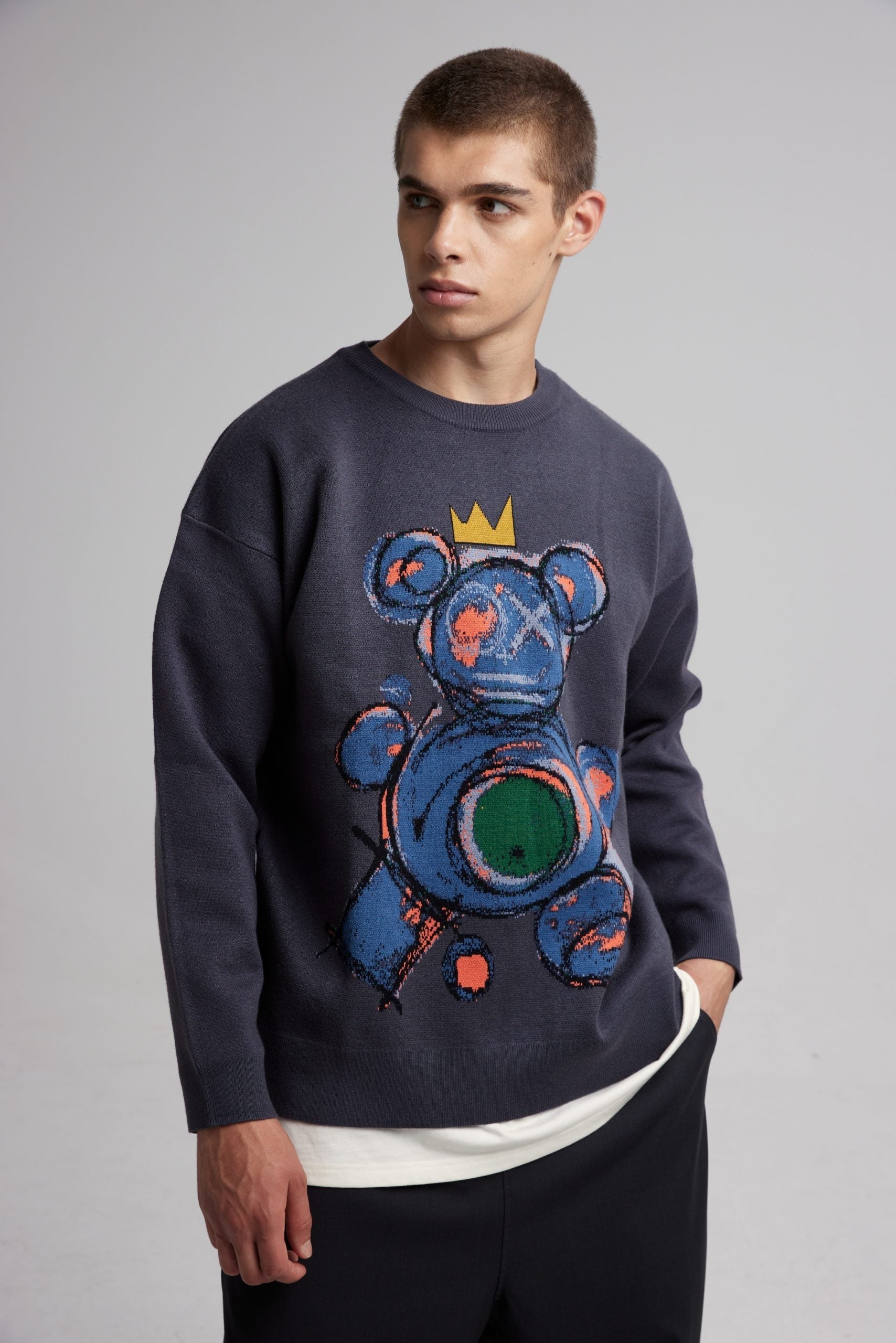 Crewneck With Teddy-Bear Graphics image 1