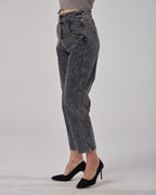 Women's Classic Stretch Jeans image 2