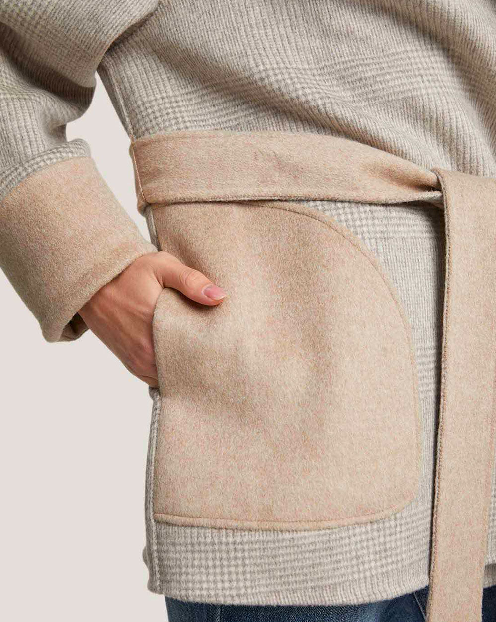 Patchwork-Detail Two-Tone Reversible Wool Coat image 7