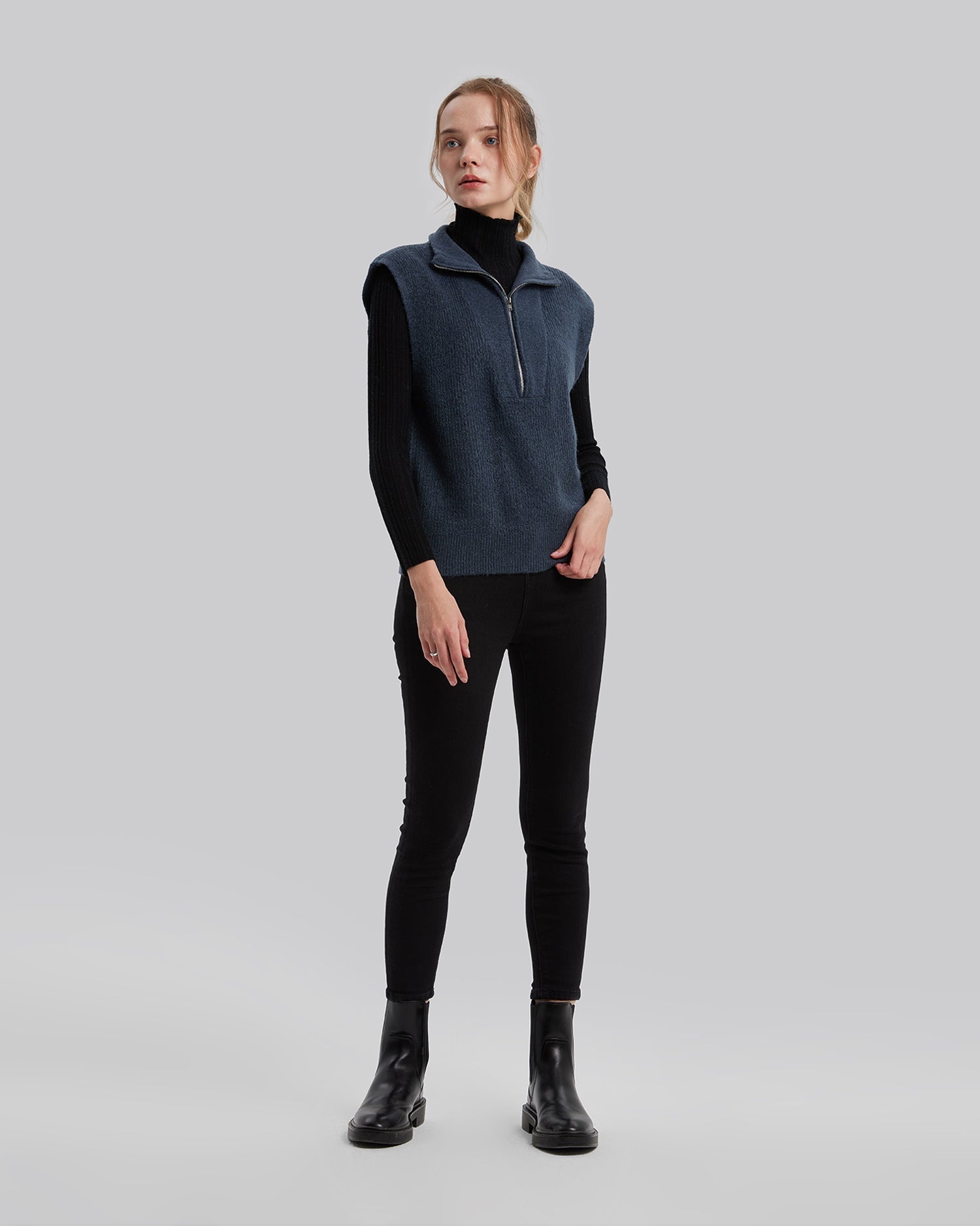 Half-Zip Vest - Navy Blue, M image