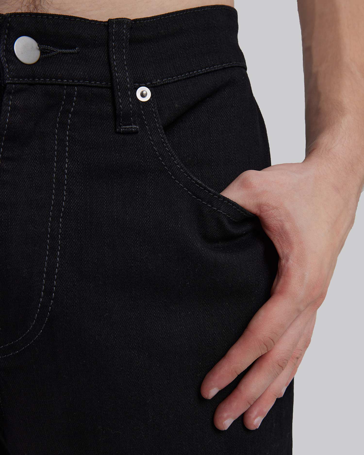 Black Slim-Fit Jeans image 4