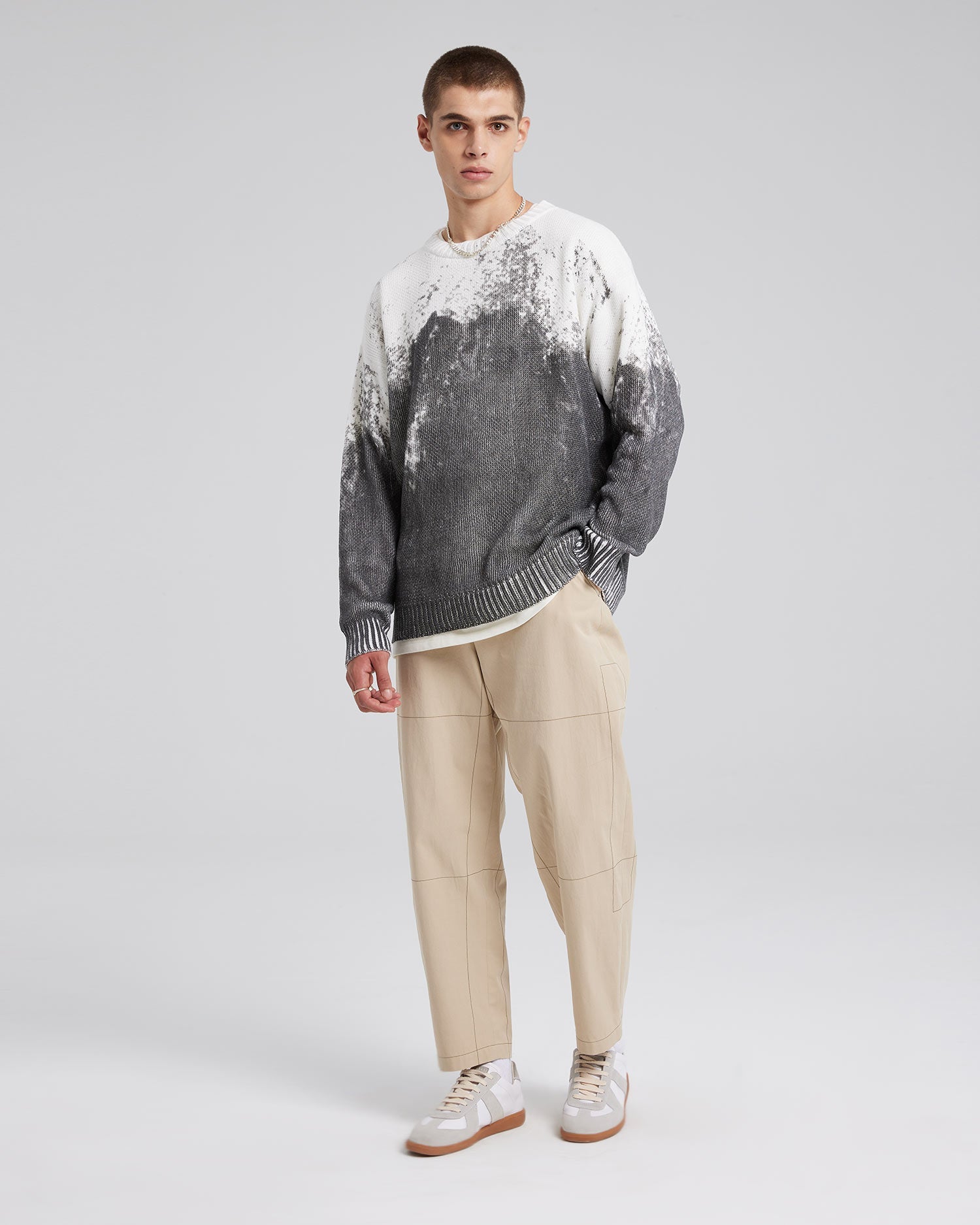 Dry-Dyed Pull-Over - White &amp; Grey, S image