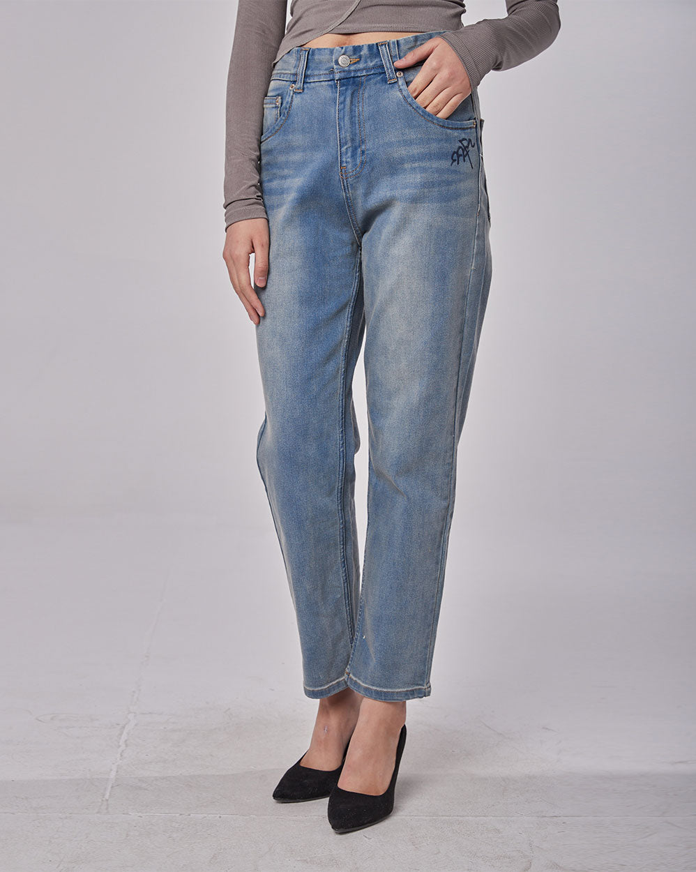 Classic Casual Loose Jeans - Blue, M image