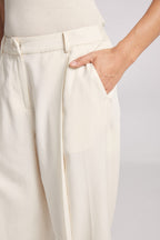 Linen Tapered Pants image 4