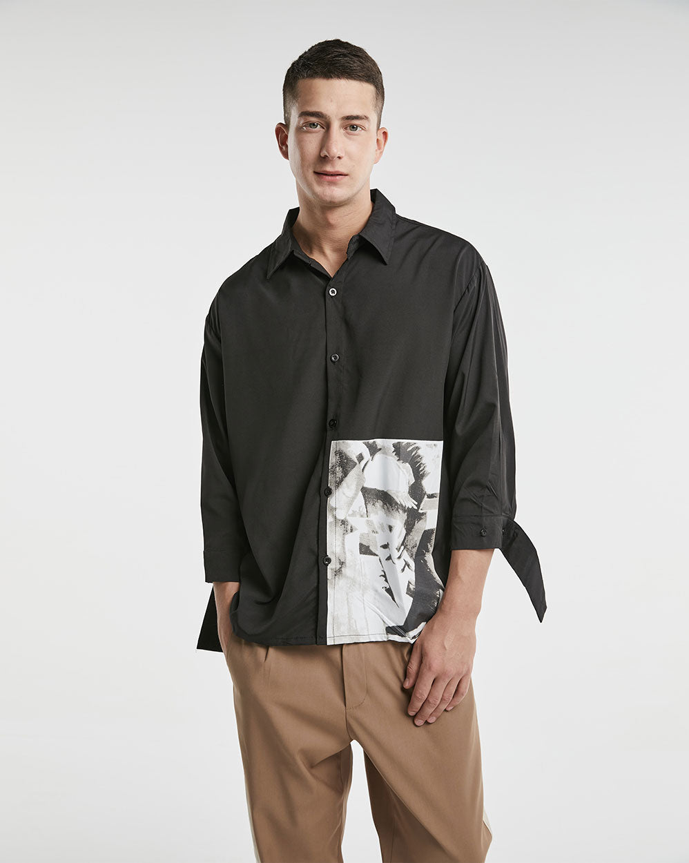 Classic Long-Sleeve Shirt With Prints image 1