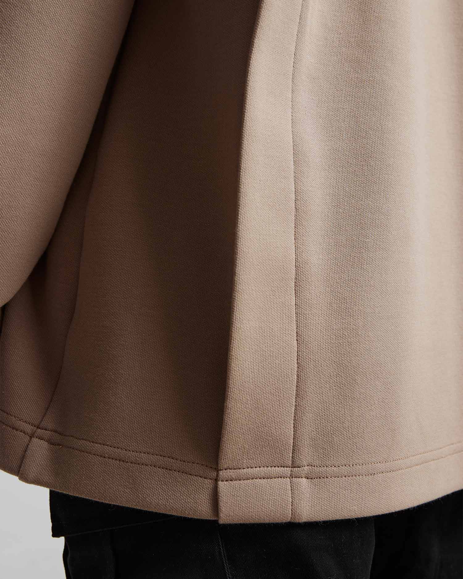 Expandable Camel Sweatshirt image 5