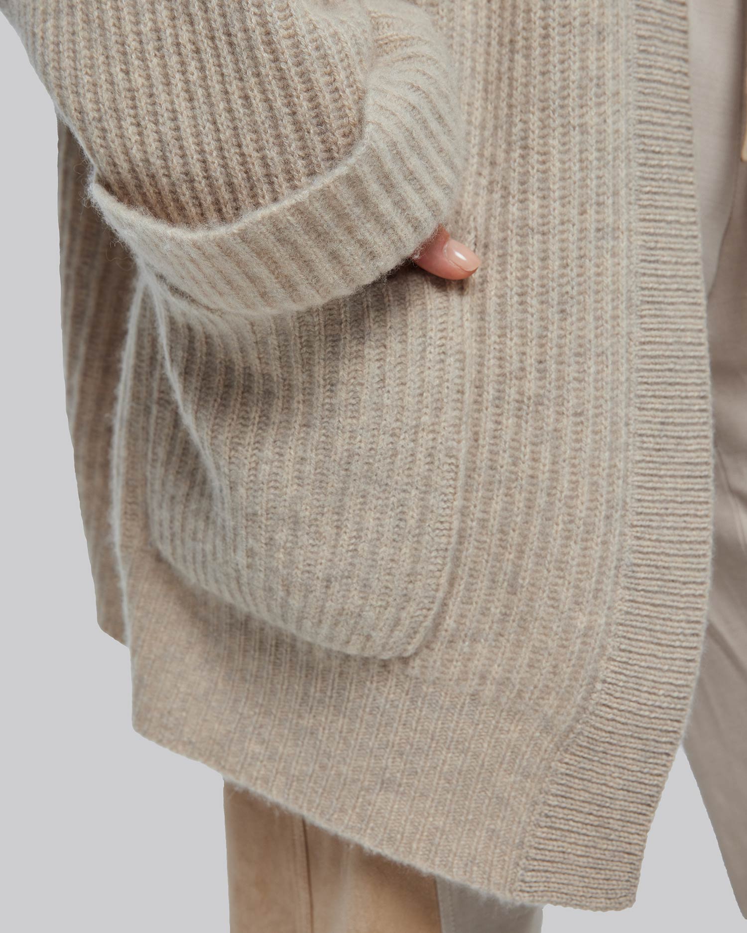Oversized Rib-Knit Cashmere Cardigan image 5
