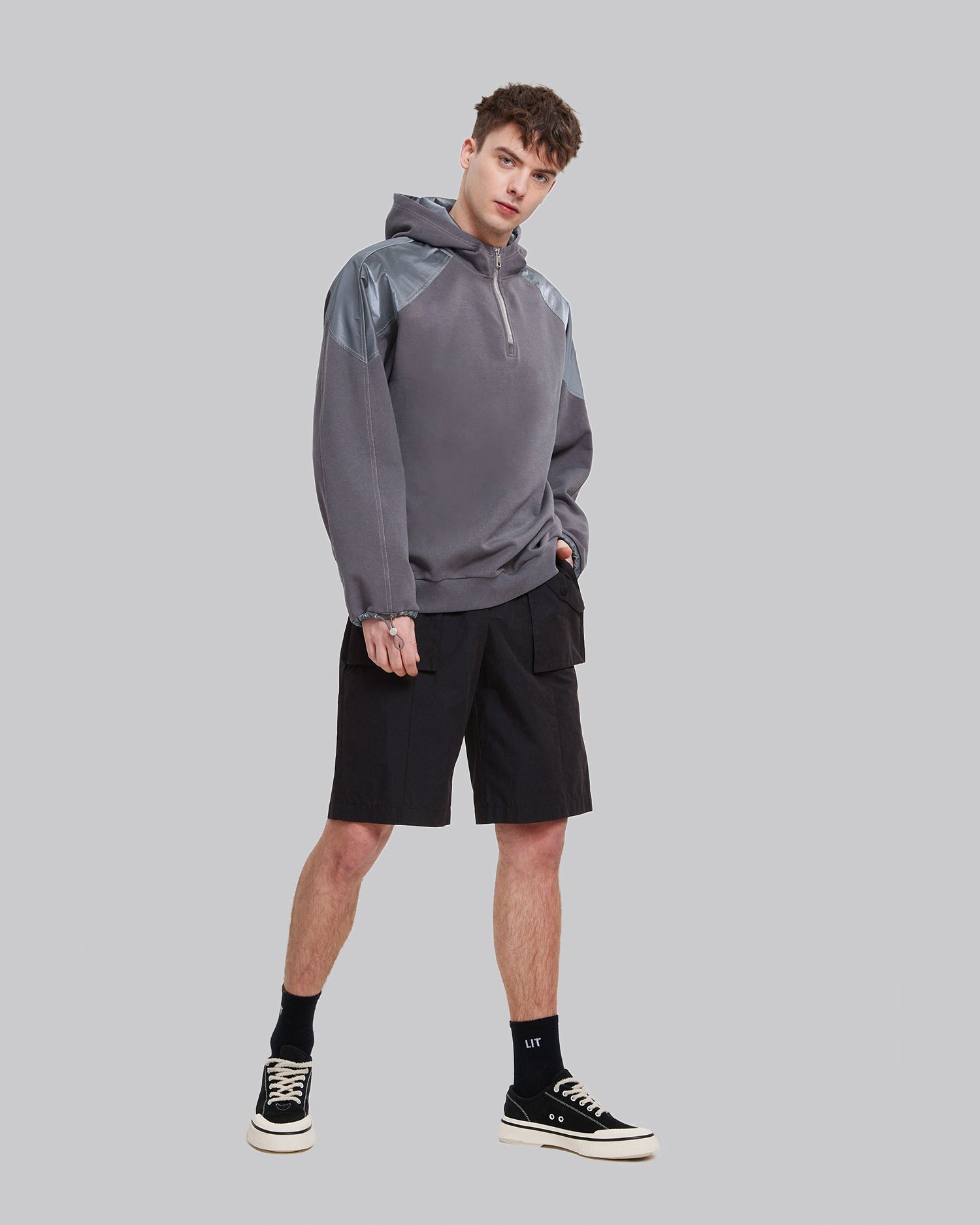 Shoulder Paneled Hoodie - Fossil, M image