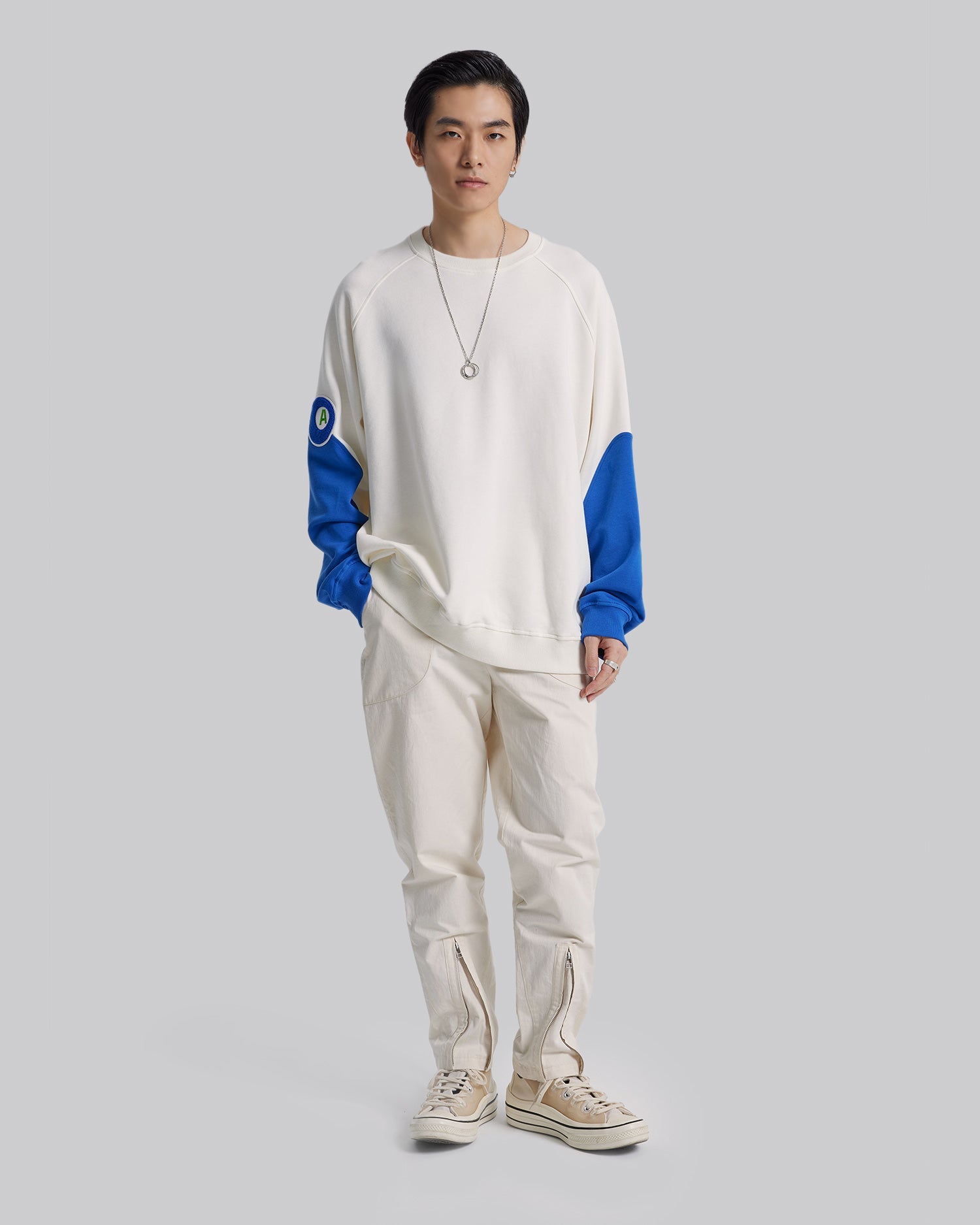 Paneled Raglan Sweatshirt - Blue, L image