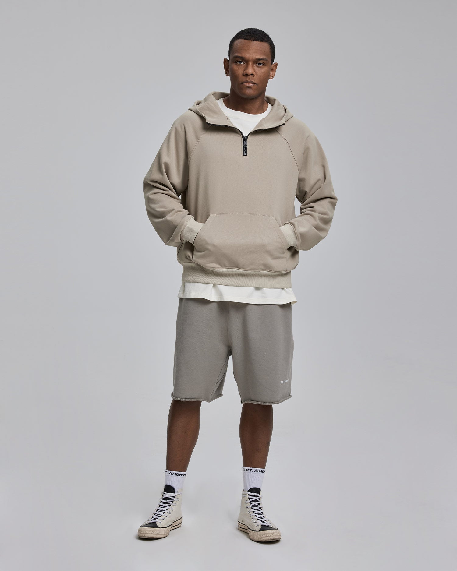 Raw-Edged Gym Shorts - Grey, L image