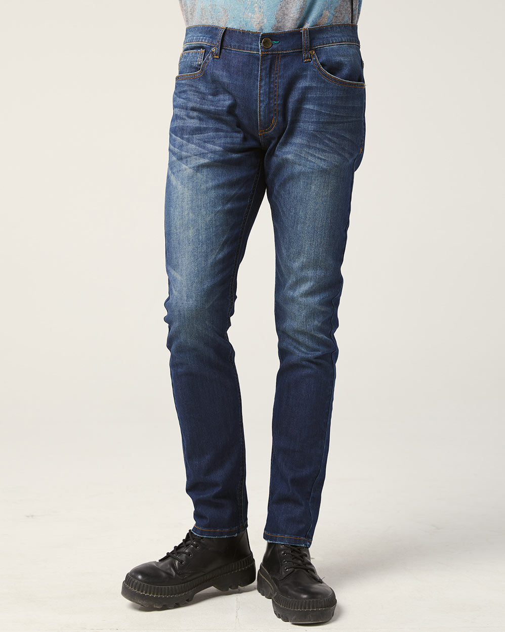 Men’s Relaxed Fit Jeans image 1