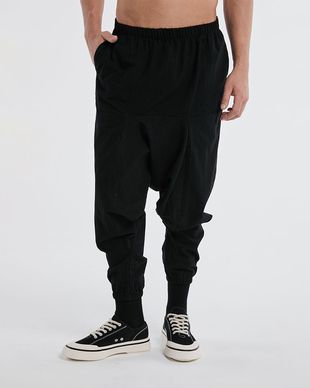 Stylish Cotton-Linen Baggy Pants - Black, S image