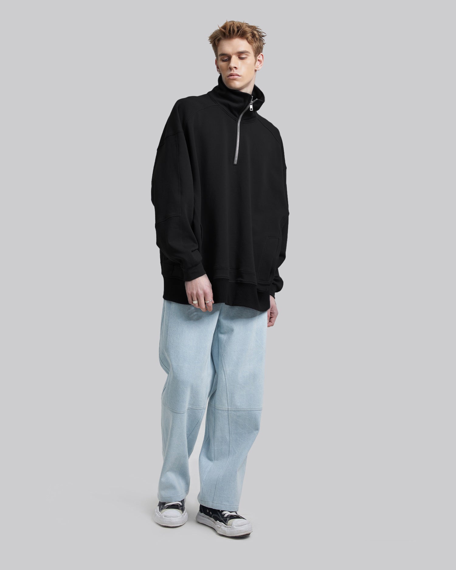 Half-Zip Relaxed Fit Sweatshirt - Black, S image