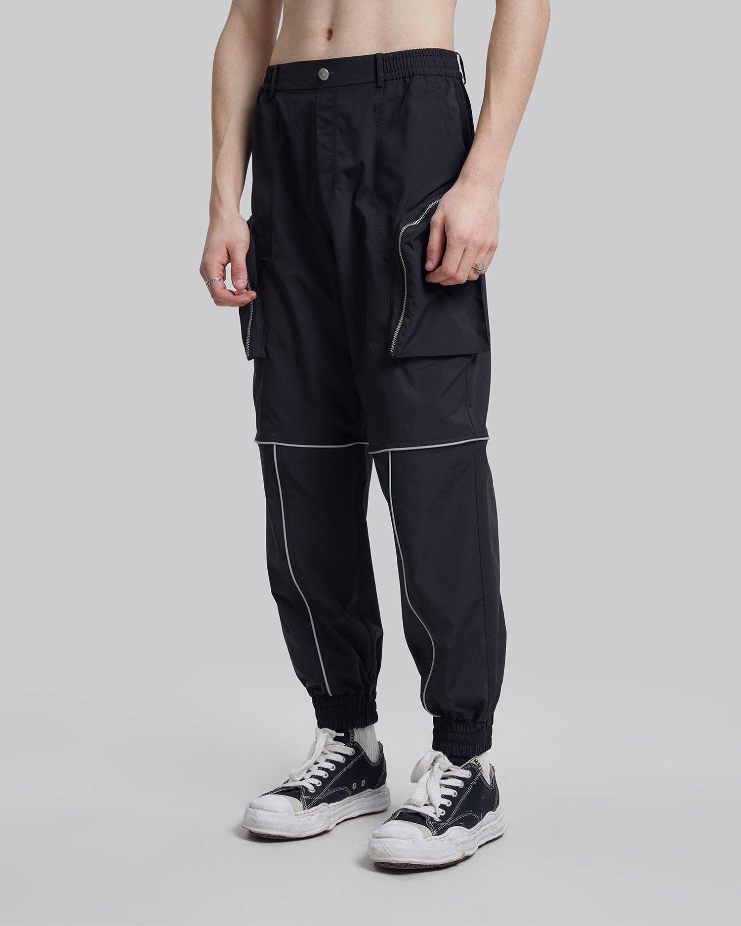 Side Pocket Tapered Pants image 3