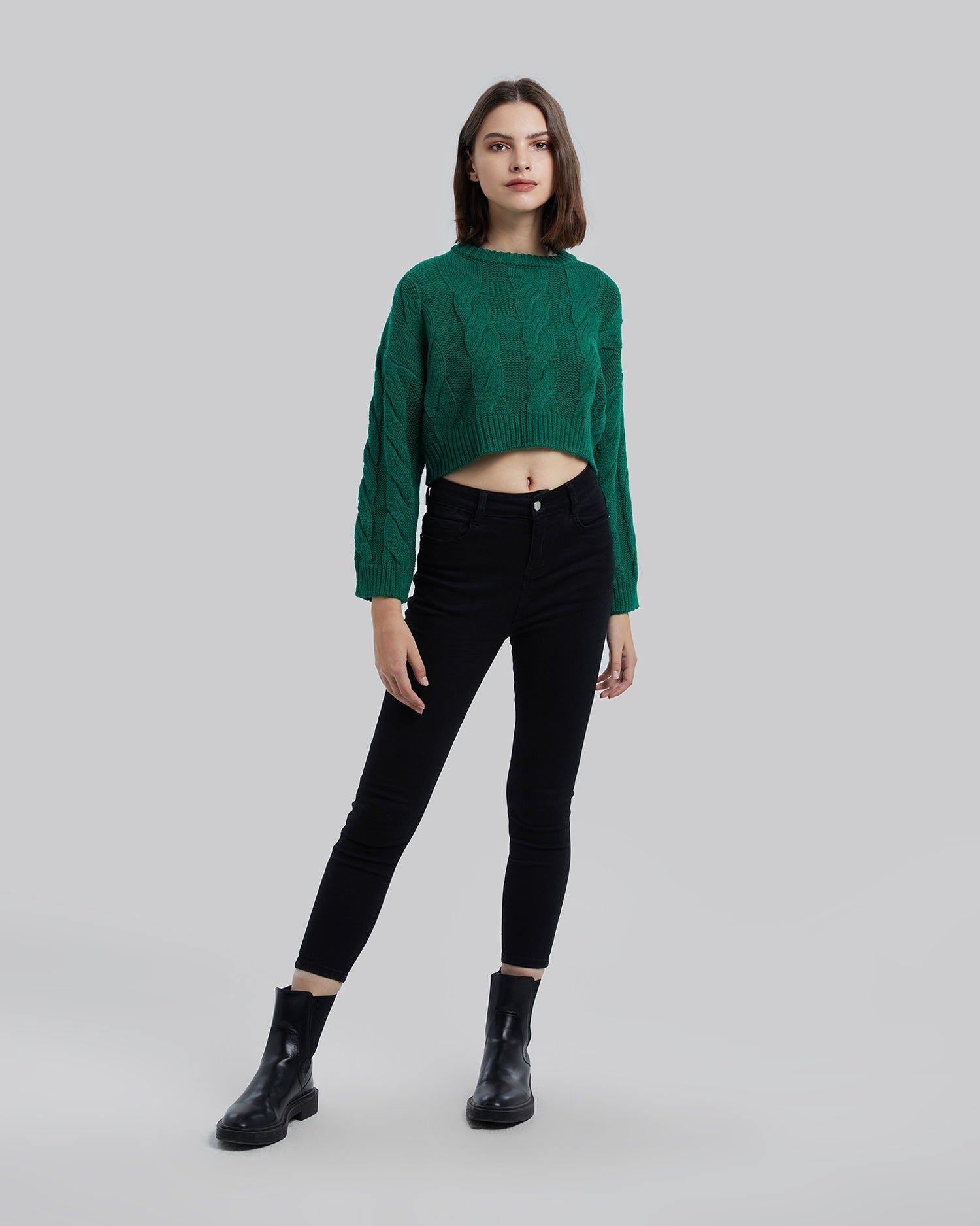 Cropped Cable Knit Sweater - Green, M image