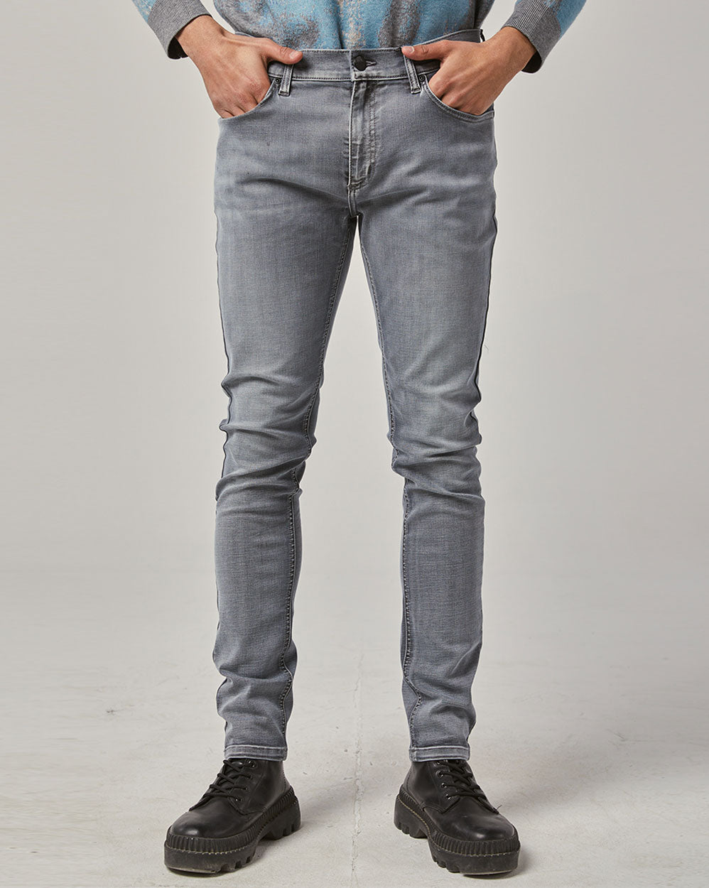 Men's Modern Slim Leg Jeans - Gray, S image