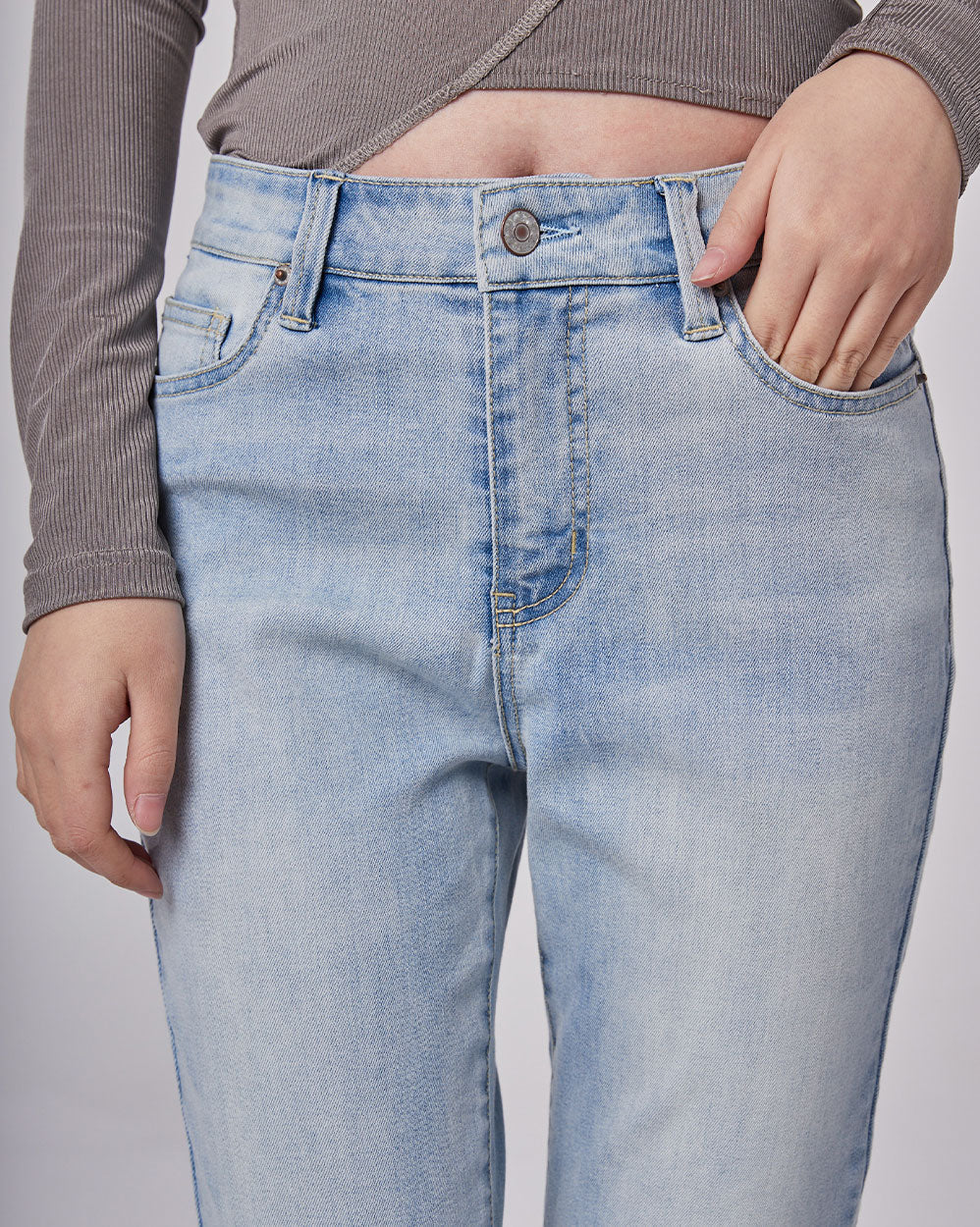 Women's Bleached  Slim-Fit Jeans image 5