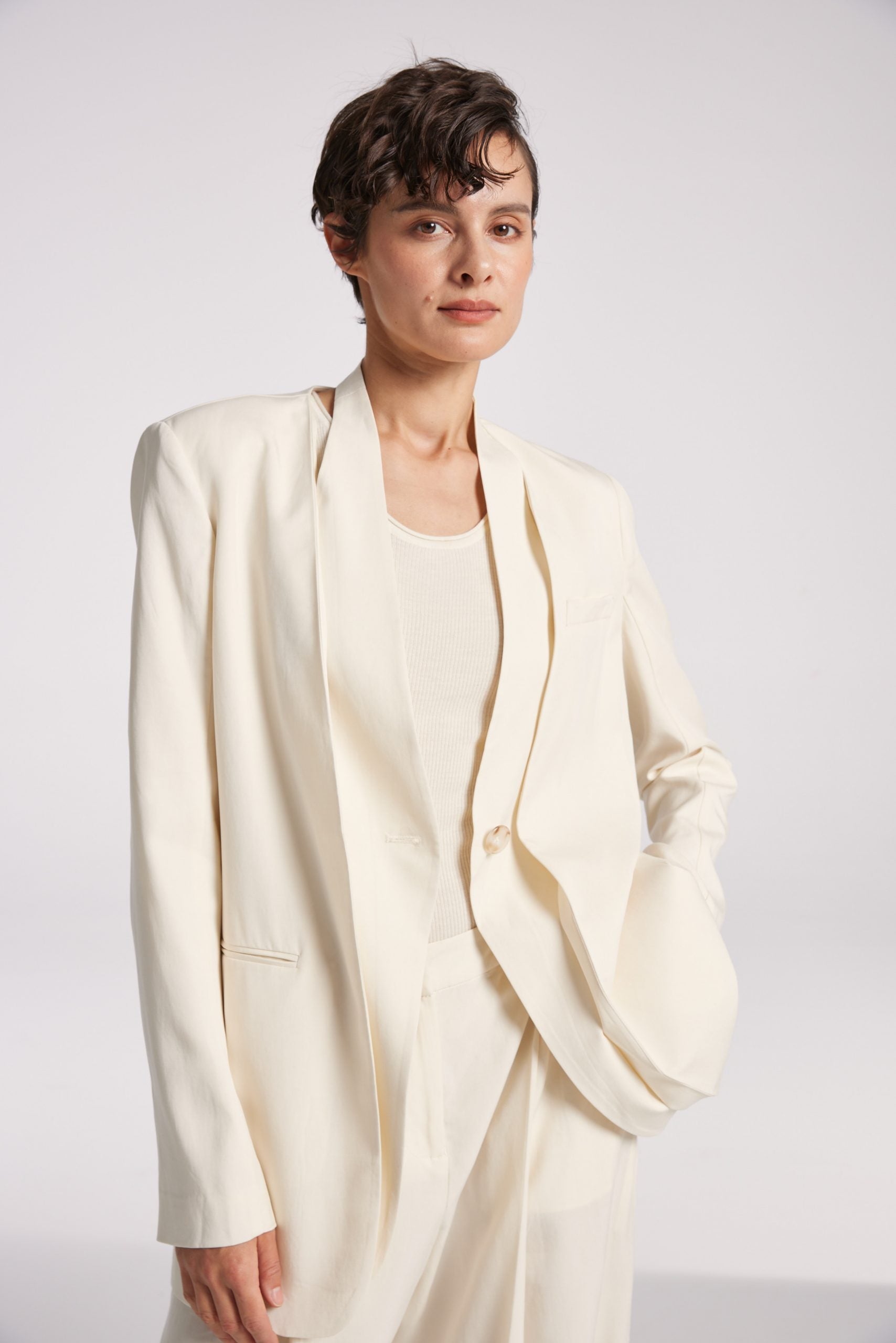 1 × Linen Layered Blazer - Natural White, L image