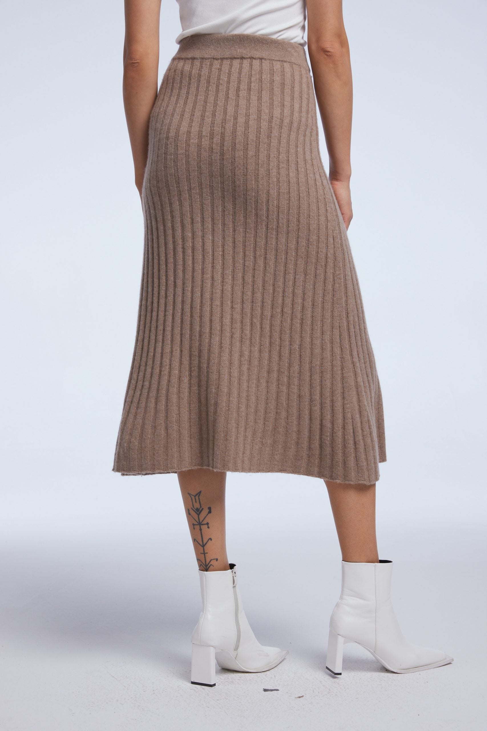 Cashmere Knit Skirt image 3