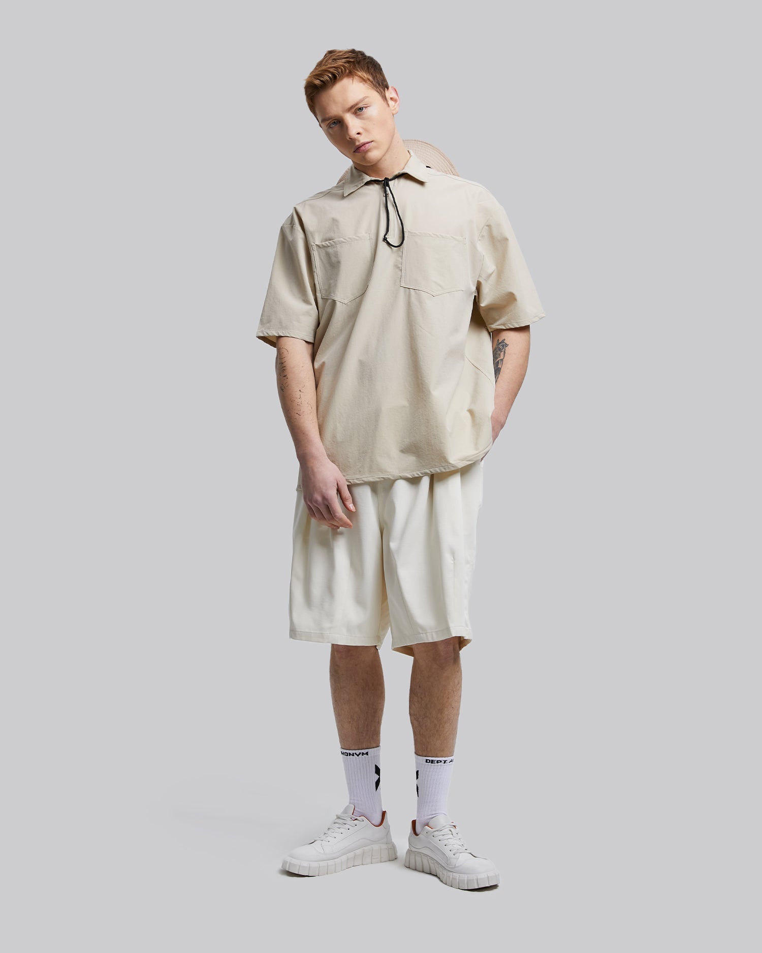 Creased Plain Shorts - Cream, L image