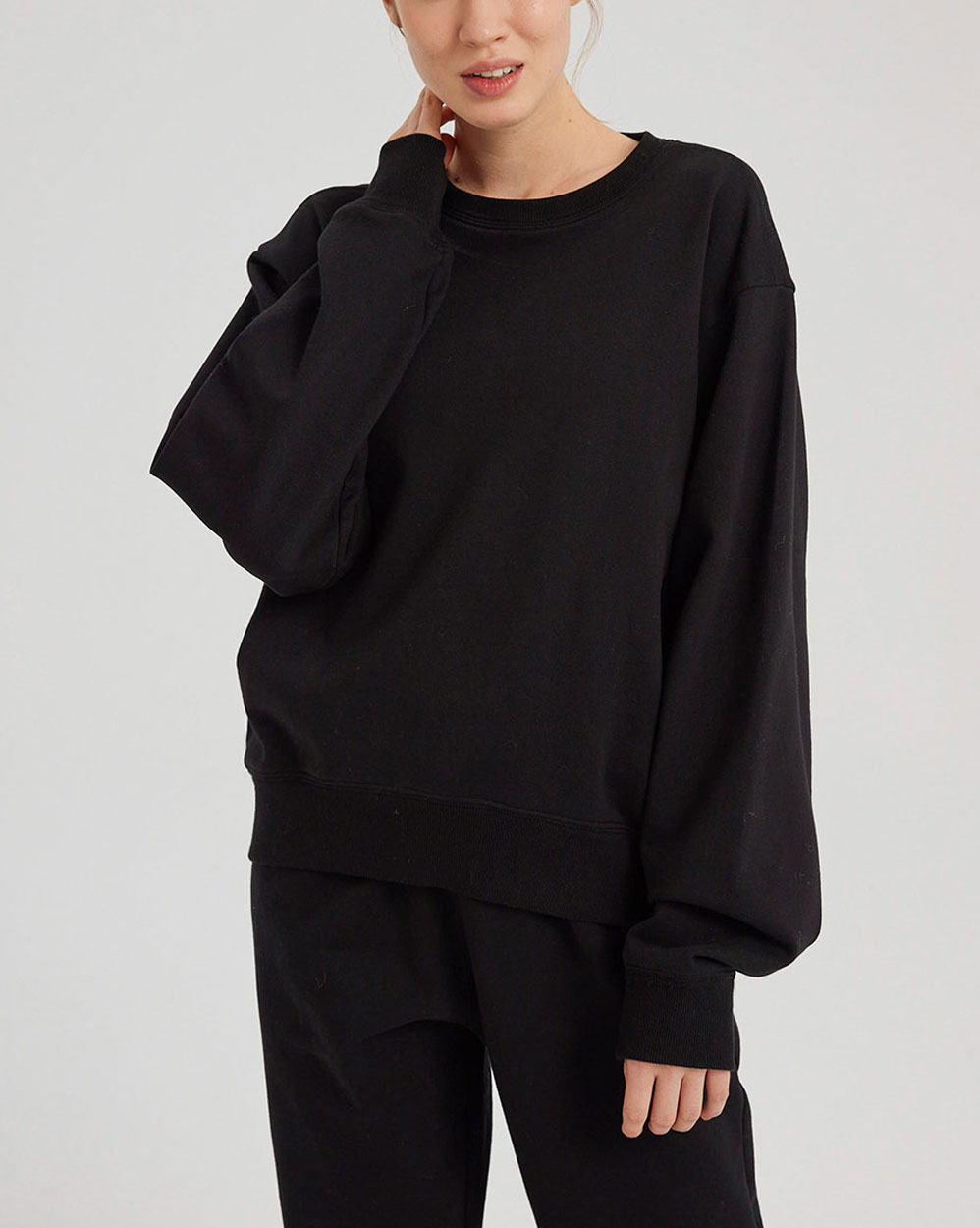 Crewneck Leisure Set image 2